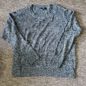 Ladies sweater size xl